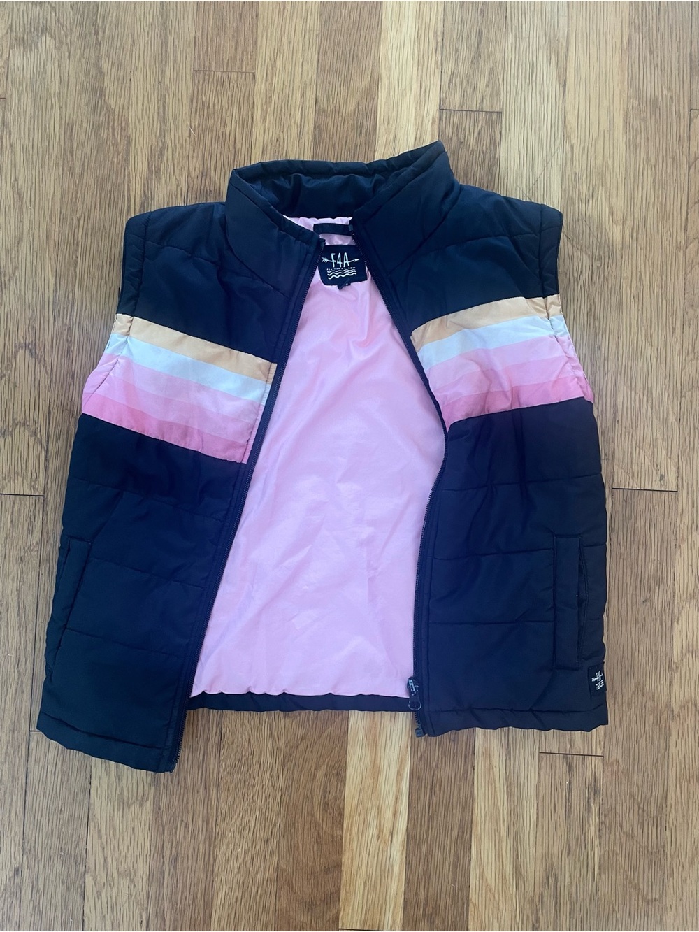 Feather 4 Arrow - Girls' Puffer Vest - Black with Pink Stripe Size M